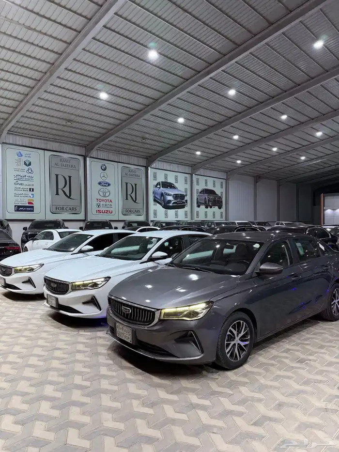 جيلي ام جرامد 2023 للبيع 1