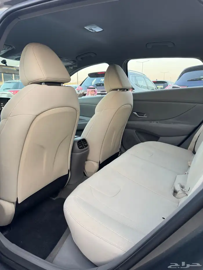 للبيع هيونداي النترا 2023 - سمارت- بحالة الوكاله 7