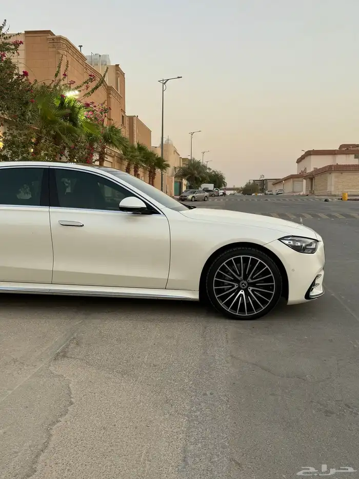 مرسيدس 2021 جفالي S500 نظيف ابيض داخل احمر 10