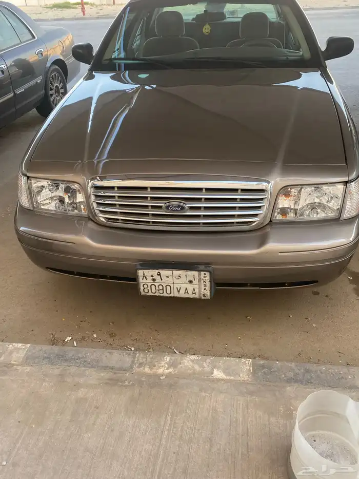 فورد فكتوريا موديل 2005 بودي بلد للبيع 0