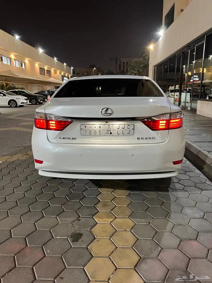 لكزس Es 2015 AA 250 5