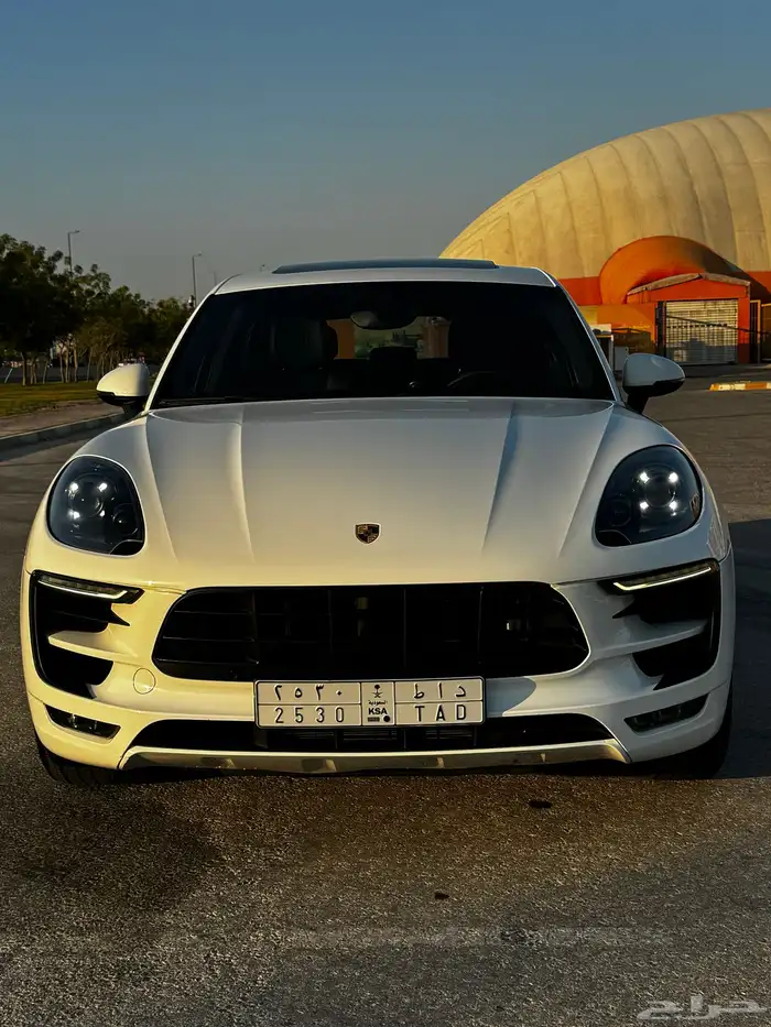 للبيع بورش ماكان 2015 ممشى 110 كم فقط 6