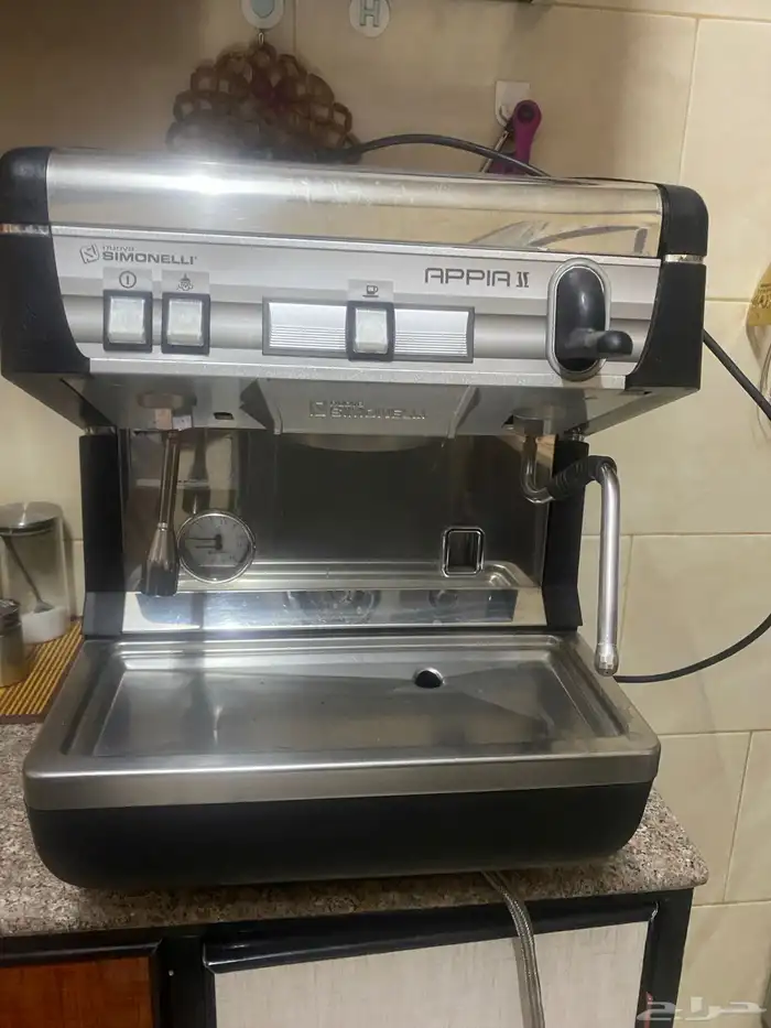 مكينة قهوة من شركة SIMONELLI 2
