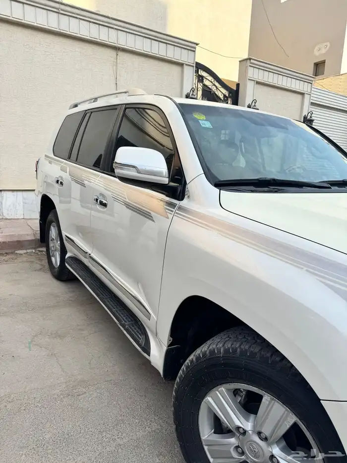 جيب لاندكروزر 2014 ستة سرندل 2