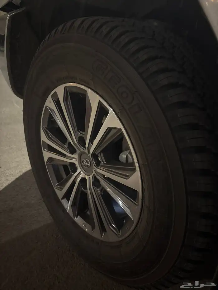 هايلوكس قير عادي وكالة بنزين 2025 دبل S-GLX 3