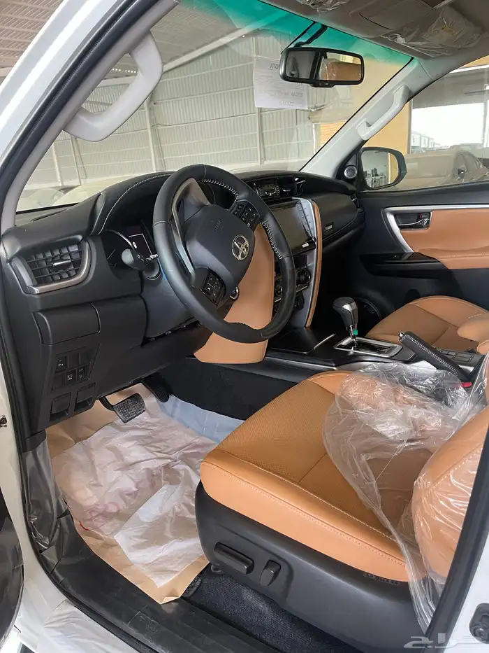 فورتشنر VX3 بنزين 6 سلندر فل كامل خليجي 2025 متوفر لدى الحسن 5