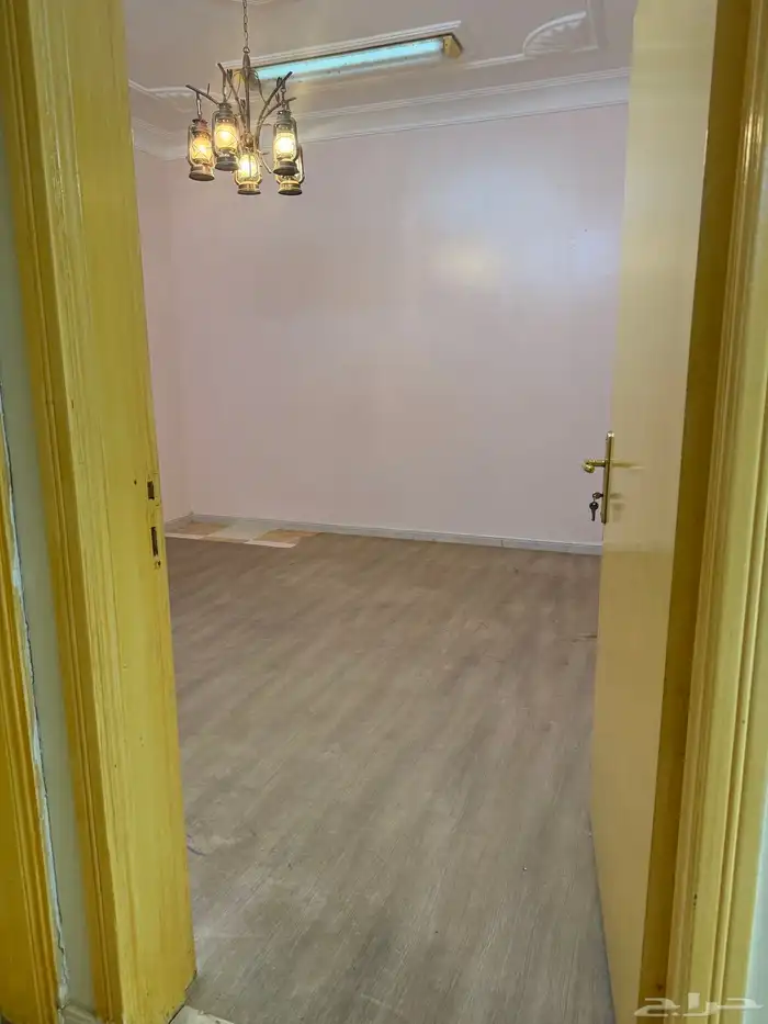 للإيجار دور علوي ودور أرضي مستقل بالرس 20