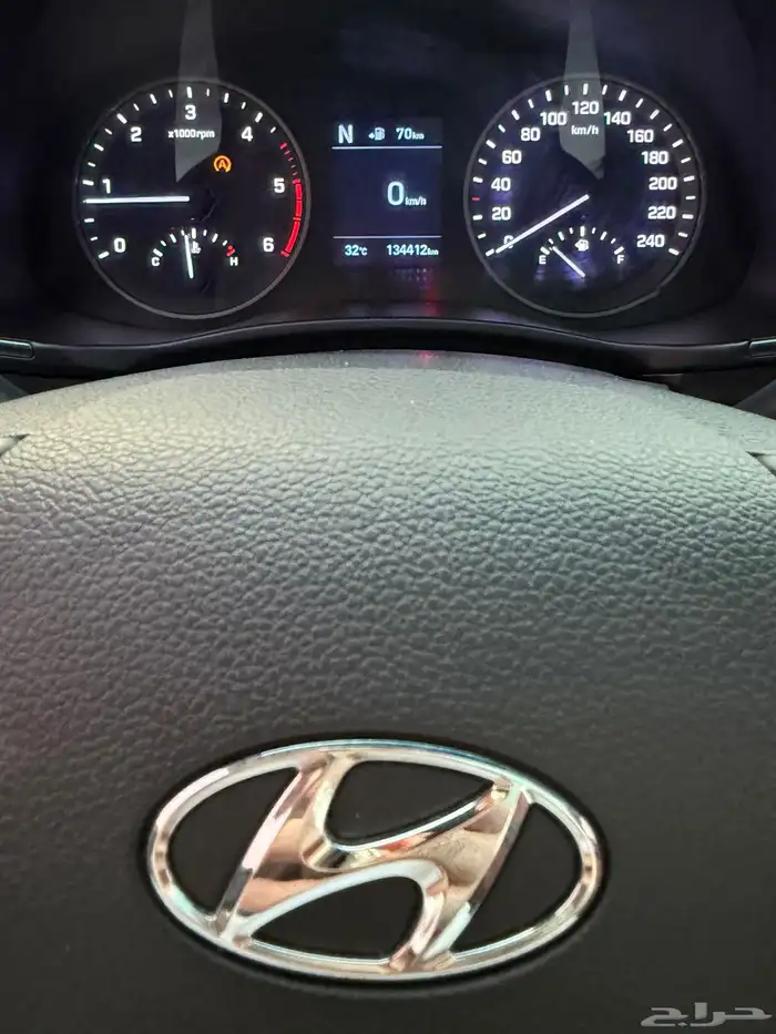 توسان 2020 (ديزل) بنورما اعلا مواصفات داخل احمر وكاله للبيع 20