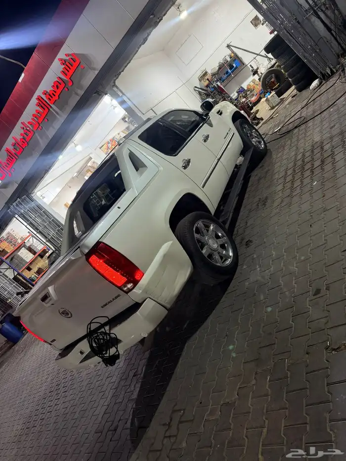 كاديلاك اسكاليد حوض 2009 27