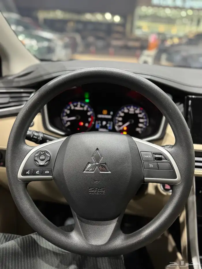 ميتسوبيشي اكسباندر موديل 2023 فل كامل - عداد 29 الف كيلو 11