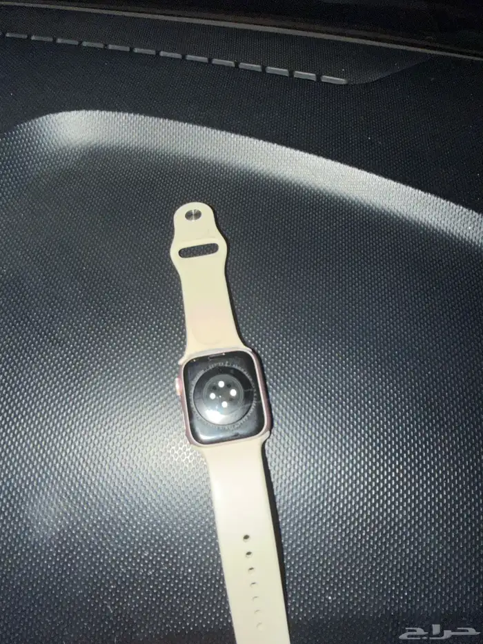 ساعة آبل للبيع 1