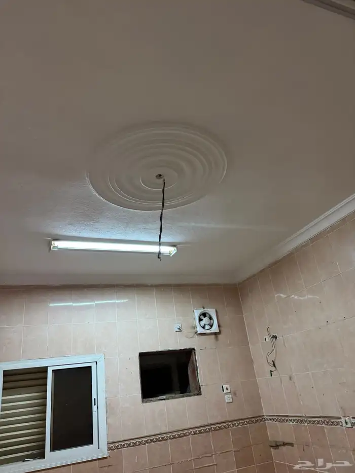 شقة ملحق غرفتين مع (سطح ) 1