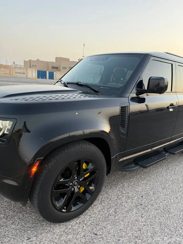 ديفندر 2021 22