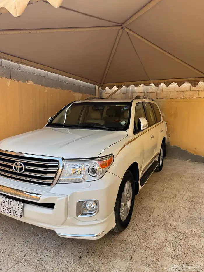 لاند كروزر جكسار 2015 فل كامل نظيف 0