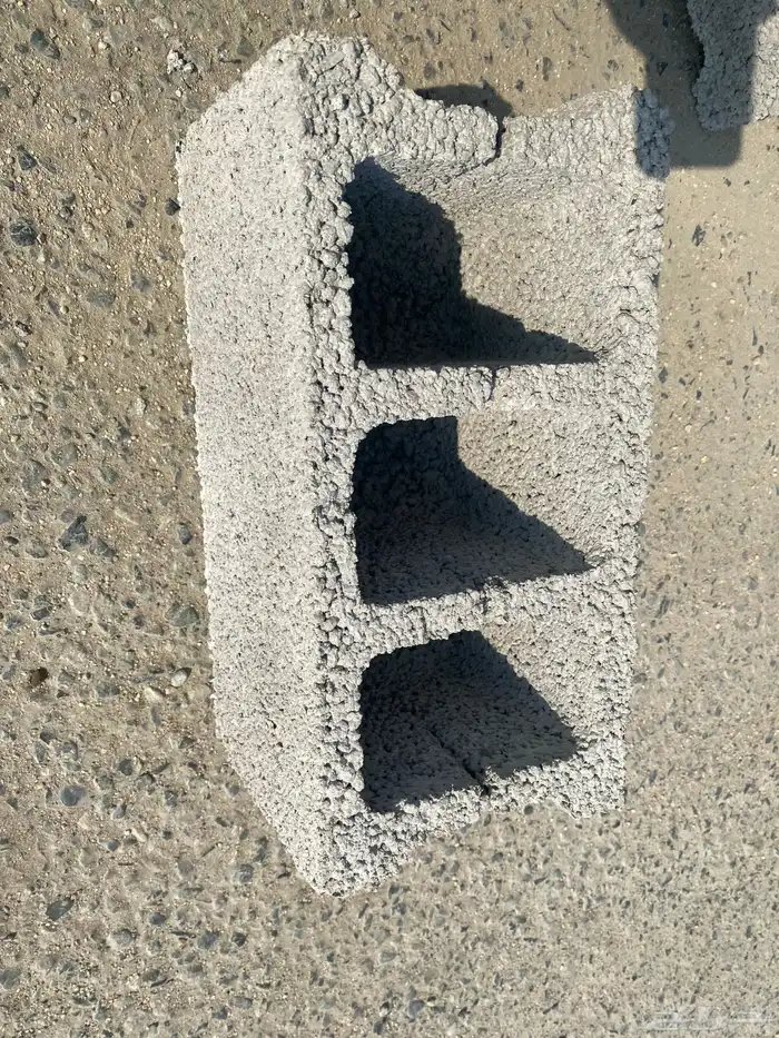 بلوك بركاني صافي بدون تلوينه 20 20 40 1