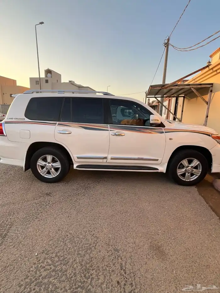 جيب لاندكروزر 2009 فل كامل ستة سرندل مرهم خارجي 15 0