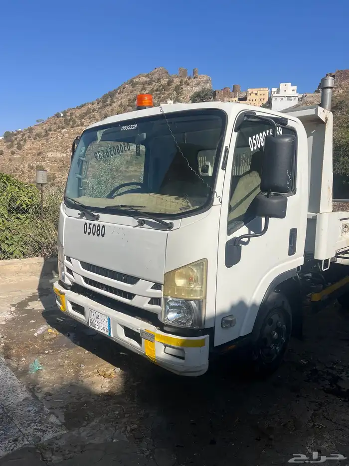 قلاب ايسوزو 5 طن تيربو 2020 ممشى 26851 كيلو قزاز كهرب 8