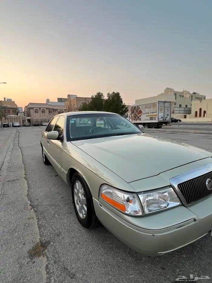 فورد قراند ماركيز لمتد 23