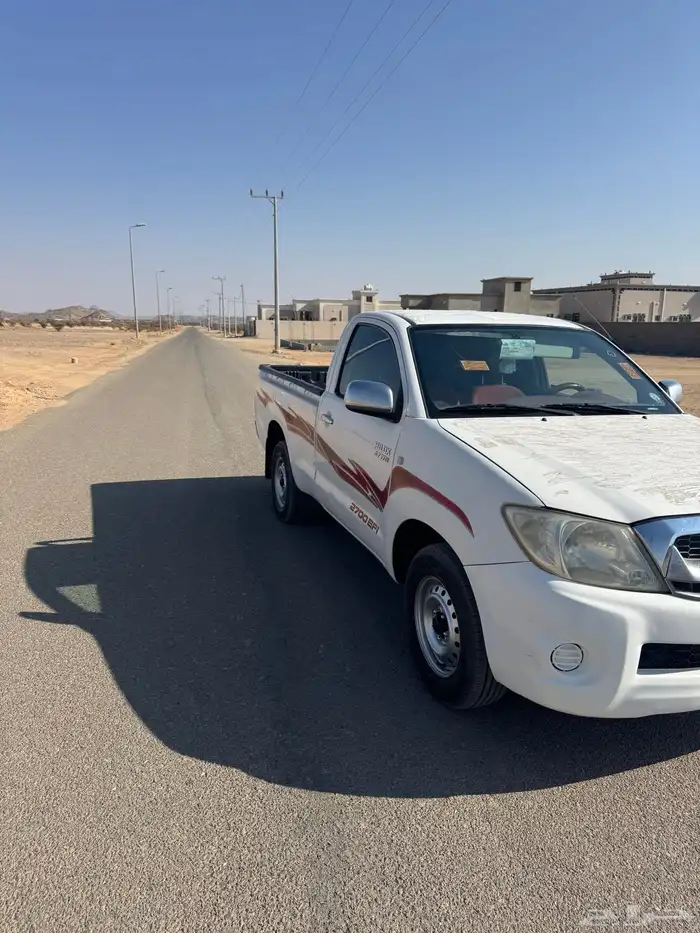 هايلكس موديل 2011 ممشى 197 الف وعلاها المشي حقيقي في ناجز 9