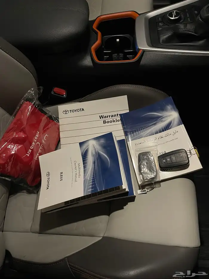 تويوتا راف فور 2024 ادفنشر فل كامل بحاله الوكاله 28