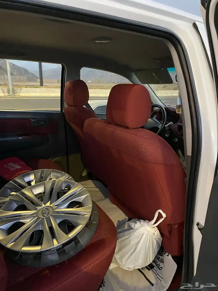 إعلان عن هايلوكس 2014 9