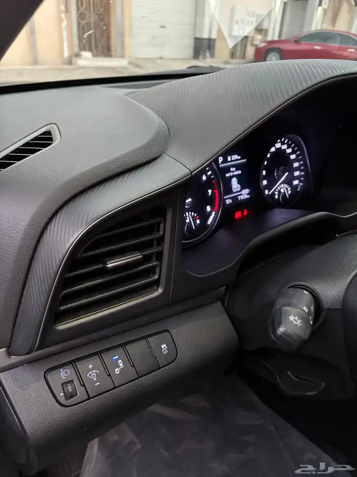 للبيع هونداي افانتي 2020 وارد كوريا 10