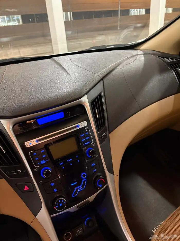 للبيع سوناتا 2012 نظيفه جدا 38