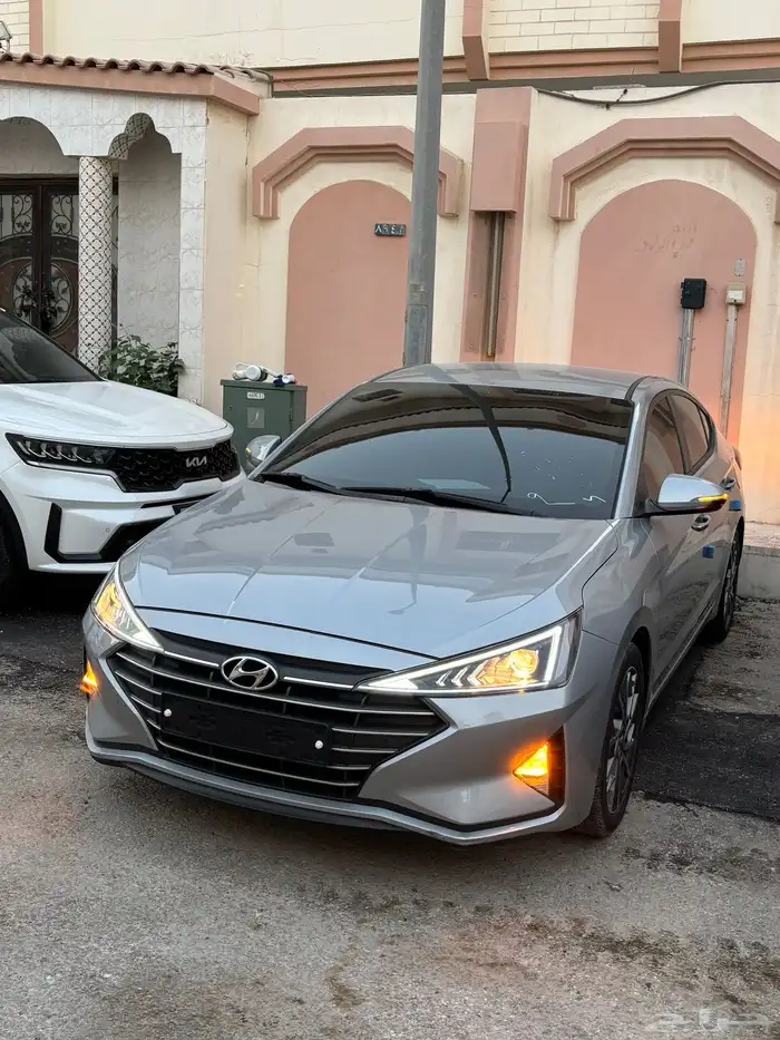 للبيع هونداي افانتي 2020 وارد كوريا 2