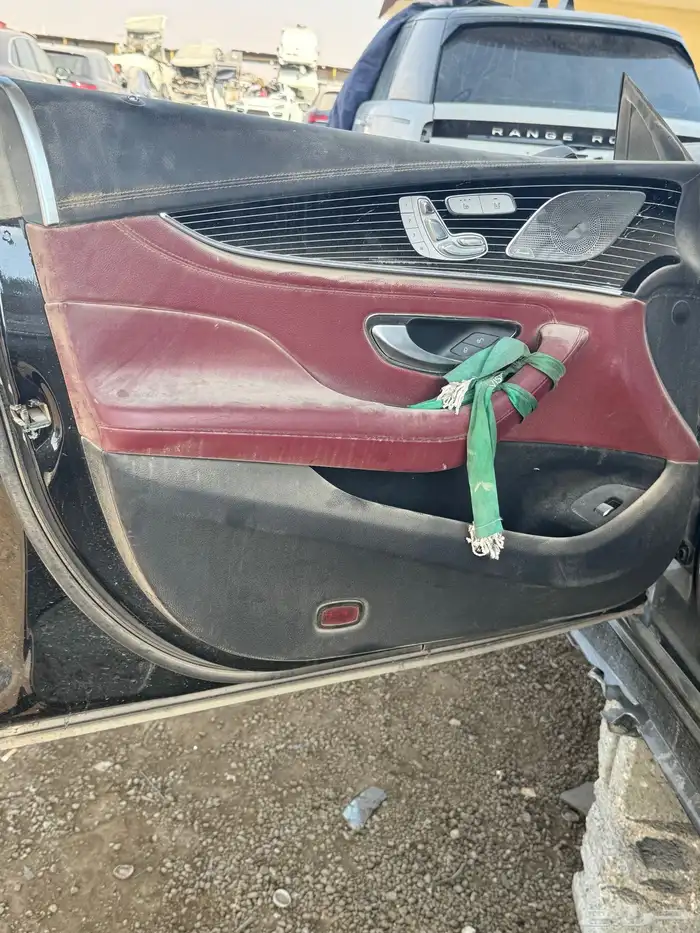 مرسيدس CLS قطع غيار 2021 4