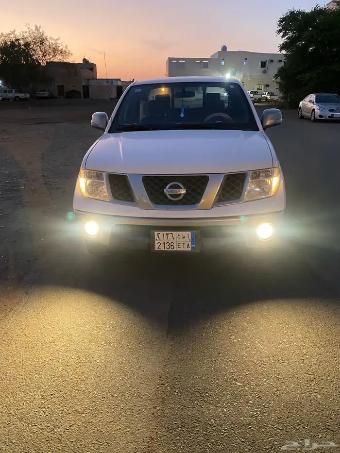 نيسان نفارا موديل 2010 3