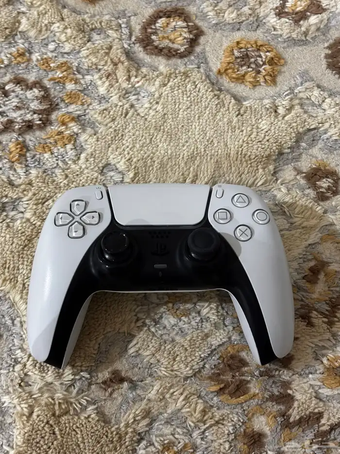 سوني 5نظيف 1تيار للبيع على سوم وارجو لا تبخسونه 3