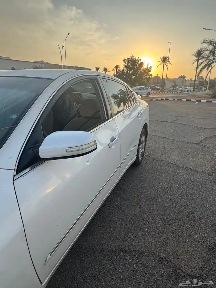 للبيع التيما 2010 9