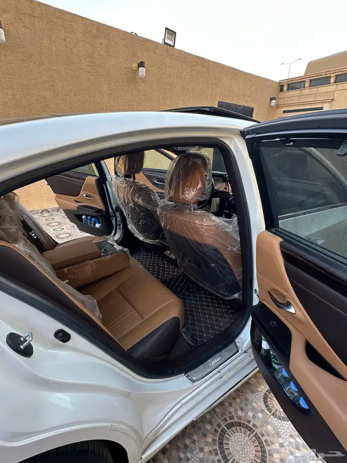 للبيع لكزس ES350 cc((مخزن))مالك اول 13