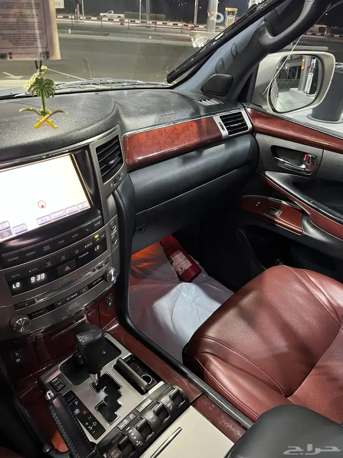 جيب لكزس 2014 للبيع 8