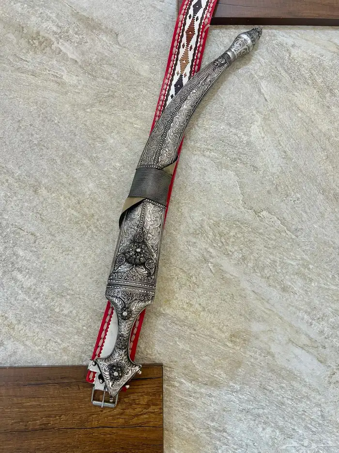 جنبية مقفل 0