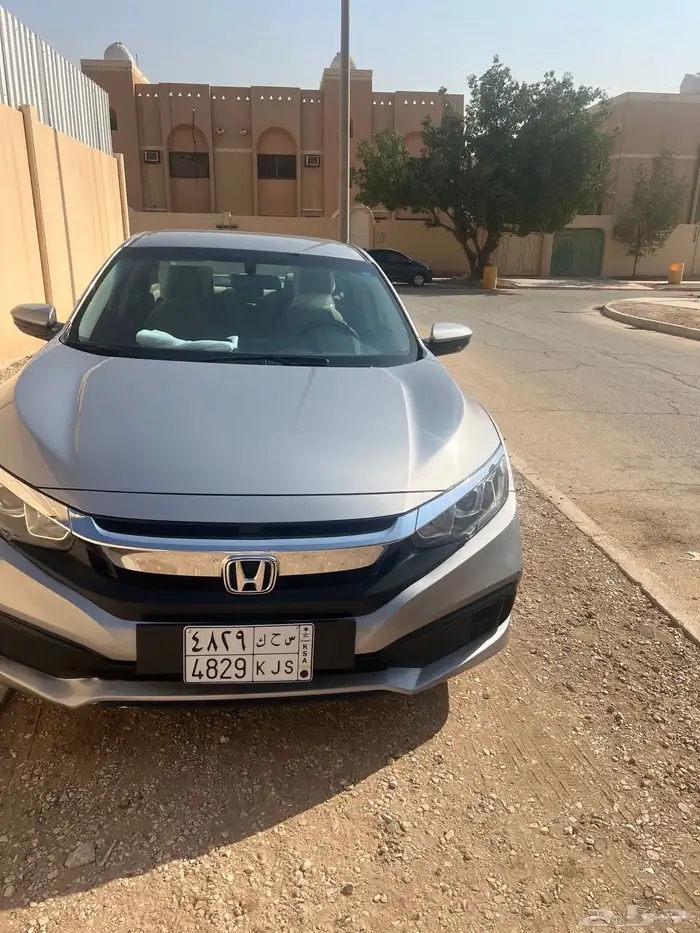 للبيع هوندا سيفك 2020مخزنه 5