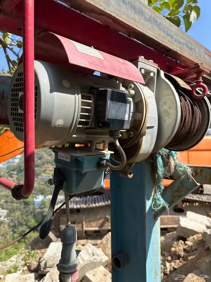 ونش ايطالي اصلي استخدام قليل 1000kg مع واير صغير وواير كبير 1