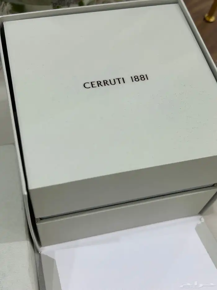 ساعة براند شيروتي اصليه من باريس غاليري مستخدمه 3