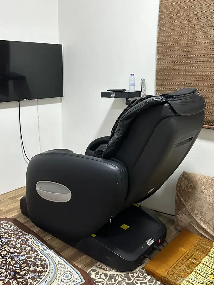 كرسي مساج نضيف للبيع كرسي تدليك 2