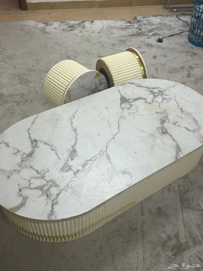 طاولة شاشة وطاولة مجلس مع طوايل خدمه 3