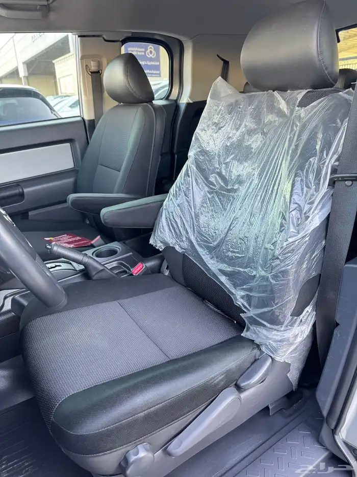 للبيع تويوتا اف جي 2010 - مخزن عداد 40 الف فقط 10