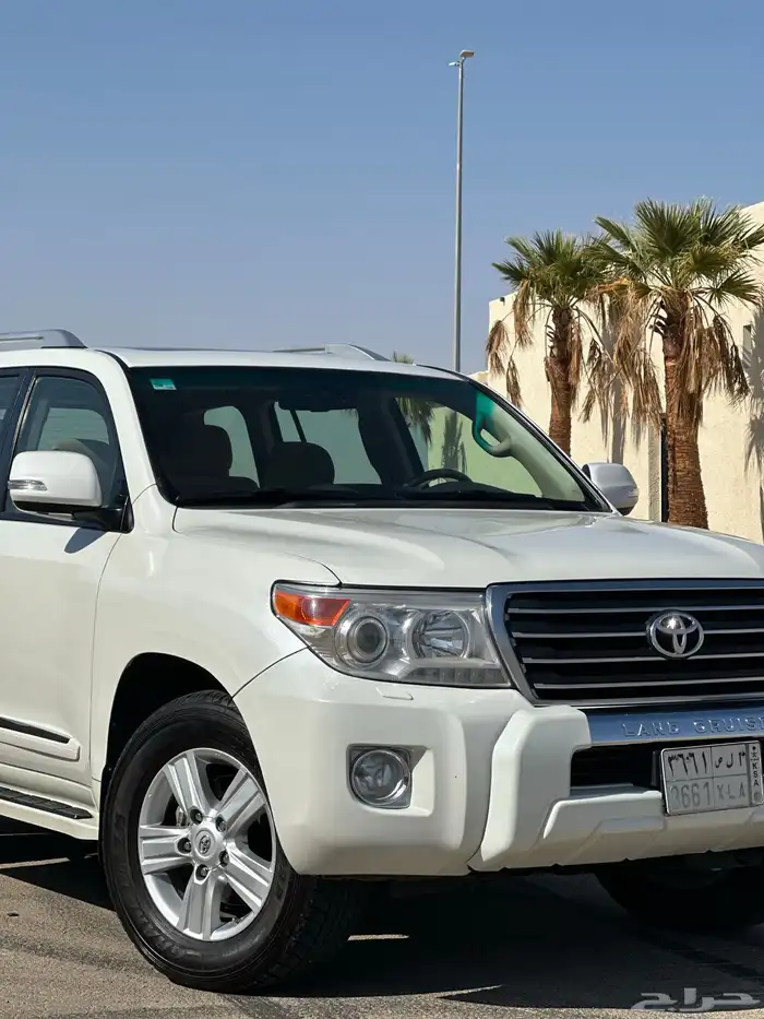 لاندكروزر 2013 شرط البدي والمحركات 3