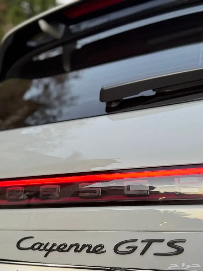 بورش كايين GTS موديل 2022 على الضمان 10