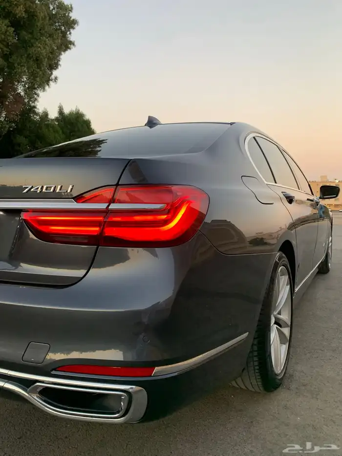 بي ام 740Li 2016 10