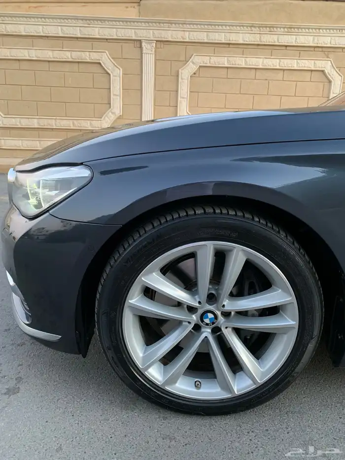 بي ام 740Li 2016 21