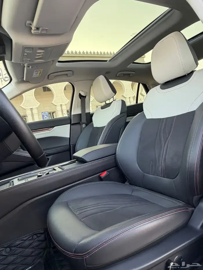 فورد تورس 2024 فل كامل تيتانيوم 50