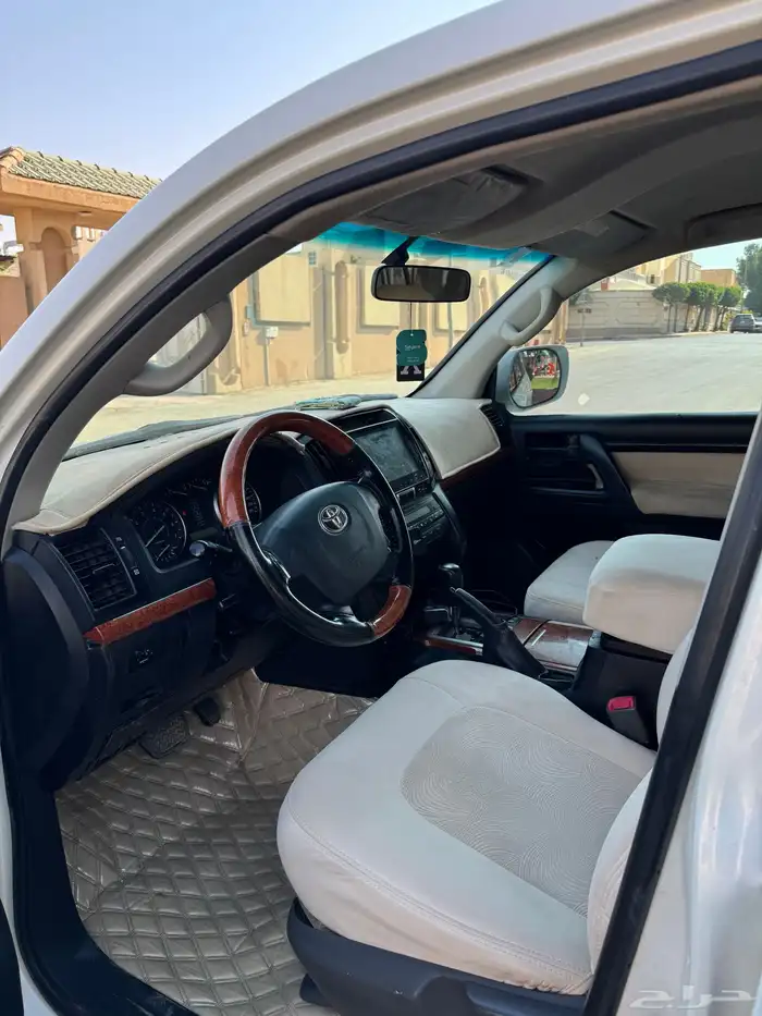 لاندكروزر جي 2009 تماتيك 6