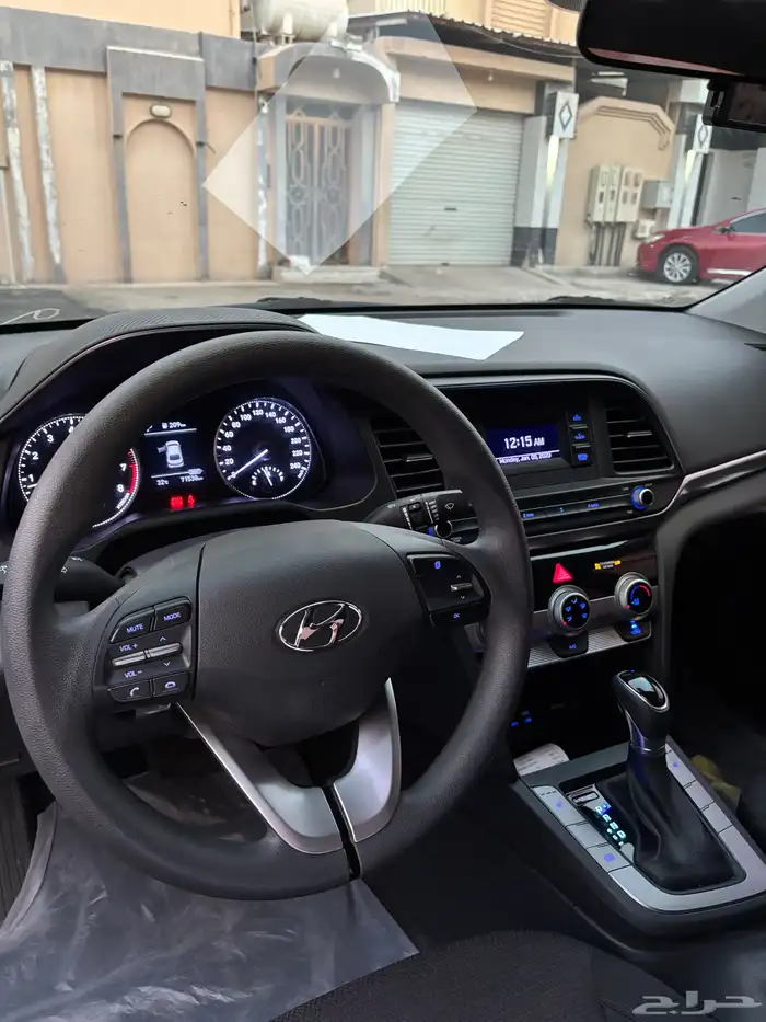 للبيع هونداي افانتي 2020 وارد كوريا 7