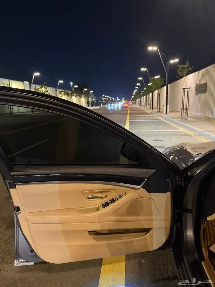 BMW520i 2