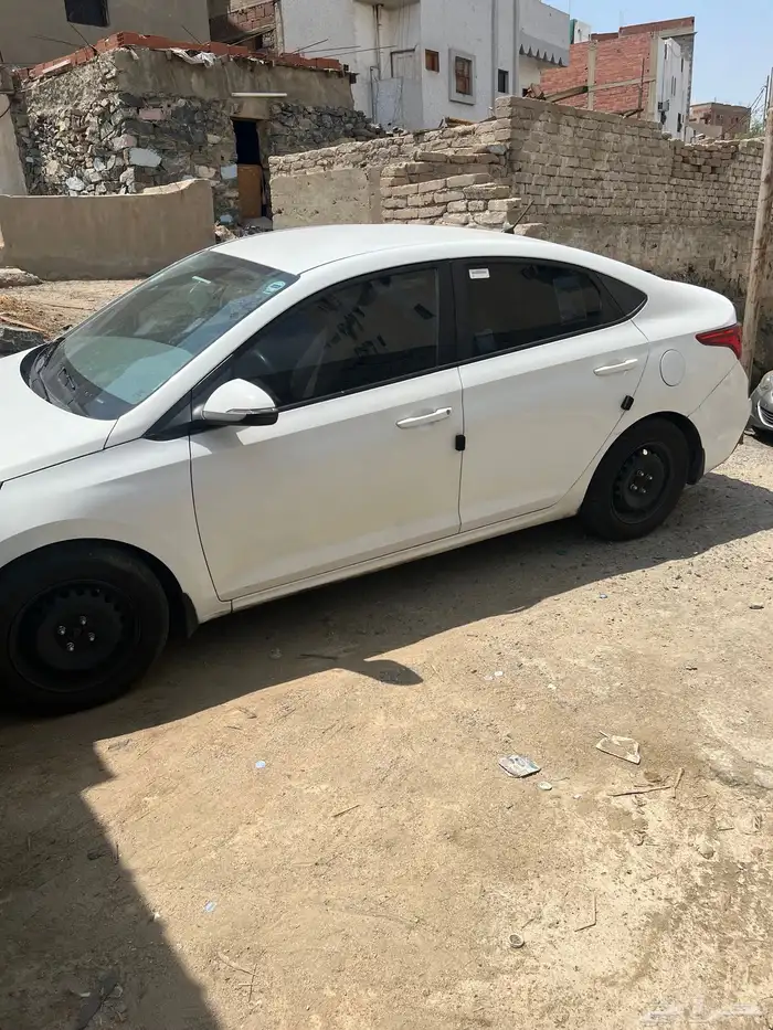 للبيع اكسنت 2019 2